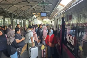 Awal Ramadan, KAI Daop 8 Surabaya Catat lonjakan Penumpang