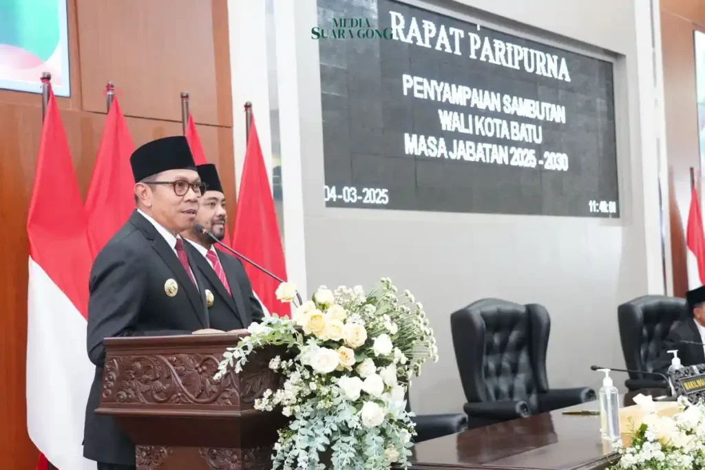 Wali Kota Batu Nurochman Sampaikan Visi di Rapat Paripurna DPRD
