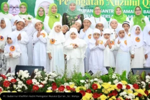 Gubernur Khofifah Hadiri Peringatan Nuzulul Qur’an dan Tutup Pesantren Ramadhan Balita PP Muslimat NU