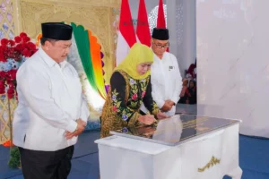 Gubernur Khofifah Resmikan Masjid Ba’i Al Karim, Harap Jadi Pusat Kegiatan Keislaman