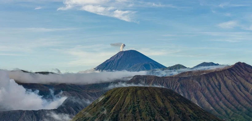 Gunung Semeru Erupsi