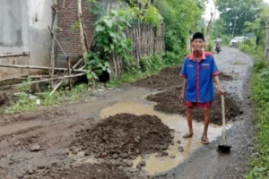 Jalan Rusak di Sumberkedawung, Probolinggo: Warga Menunggu Aksi Nyata Pemerintah