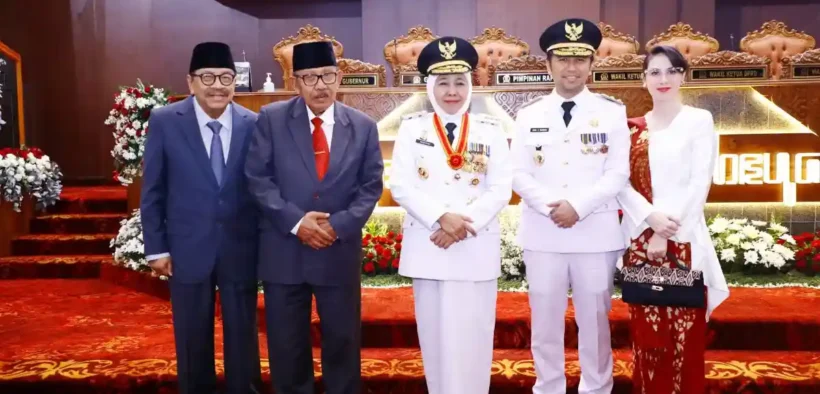 Usai menjalani Sertijab kini, Gubernur Jatim Khofifah dan Wakilnya Emil menyampaikan visi-misi pembangunan Jatim periode 2025-2030