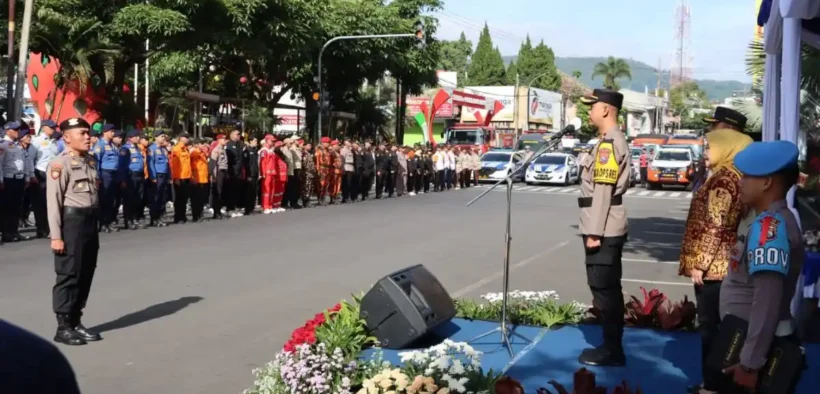 Polres Batu Gelar Apel Operasi Ketupat Semeru 2025 untuk persiapan penjagaan, di momen mudik lebaran dan libur panjang