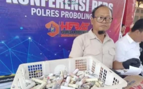 Polsek Kraksaan Amankan Ribuan Petasan