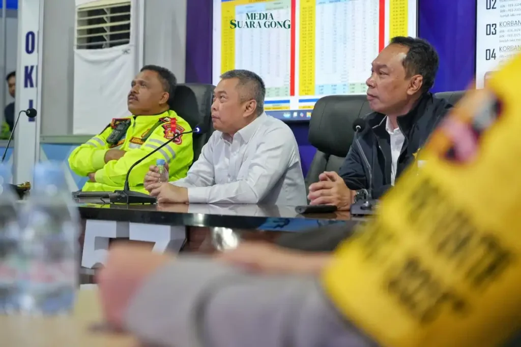 Arus Mudik Lebaran Meningkat: Pemudik Penuhi Jalan Tol