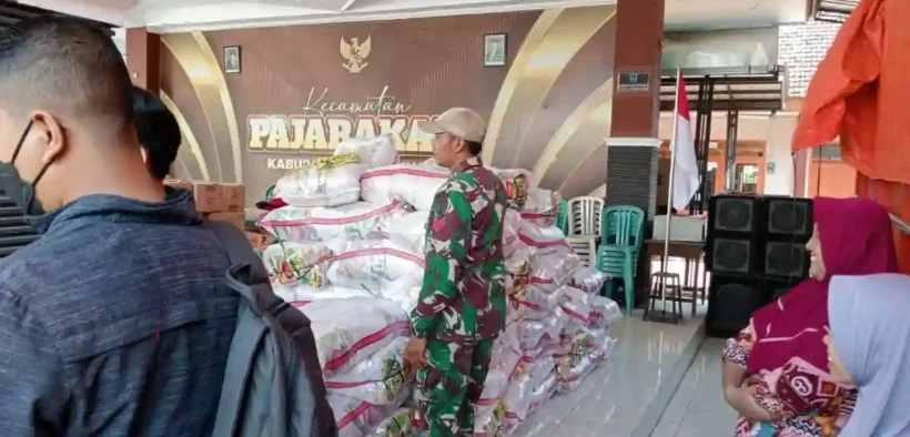 Warga Kecamatan Pajarakan ada kabar baik! Pemerintah Probolinggo tengah menggelar pasar murah atau operasi pasar bersubsidi