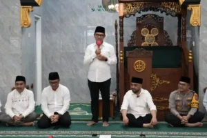 Safari Ramadan Ke-4, Wali Kota Batu Tekankan Kerukunan Antar Umat
