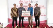 Dukung Ekonomi Masyarakat, Bank Jatim Salurkan Bantuan CSR