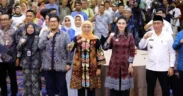 GUbernur Khofifah Sukses gelar misi dagang dan investasi antara Jatim dan Maluku Utara Tercatat transaksi final senilai Rp 568,042 miliar. 