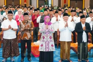 Khofifah Dukung Usulkan KH M. Yusuf Hasyim Sebagai Pahlawan Nasional