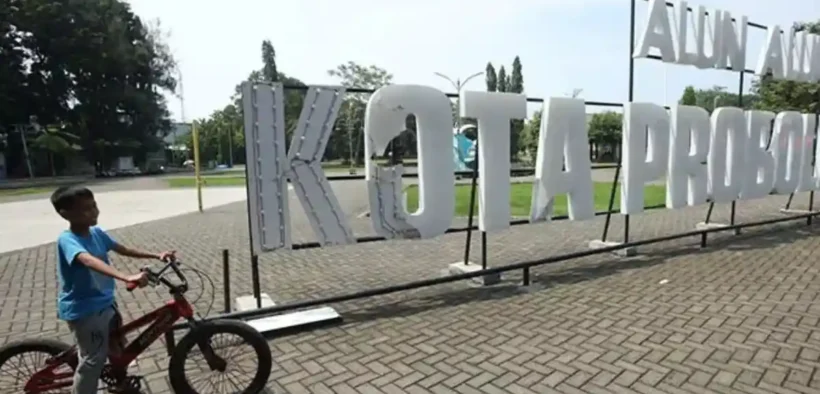 Revitalisasi Alun-Alun Kraksaan