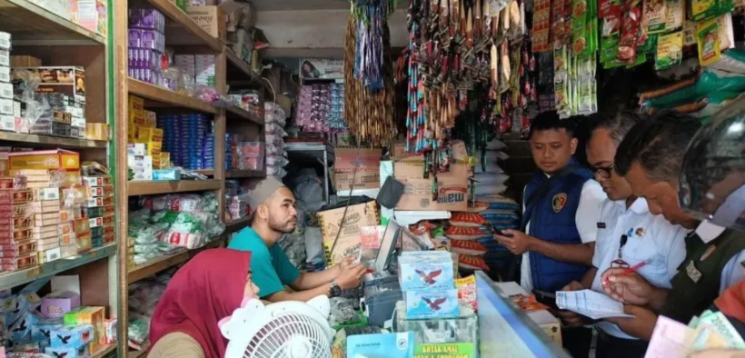 Sidak di Pasar Baru Lumajang Pastikan Takaran Minyak Goreng Sesuai