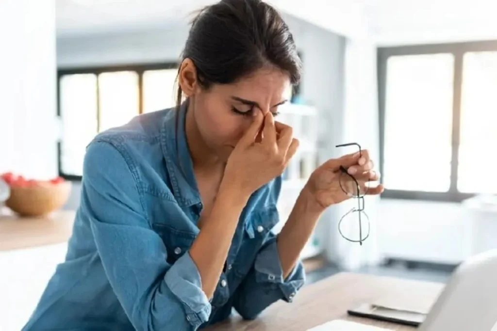 Wanita dan Stroke: Stres Jadi Faktor Risiko Utama