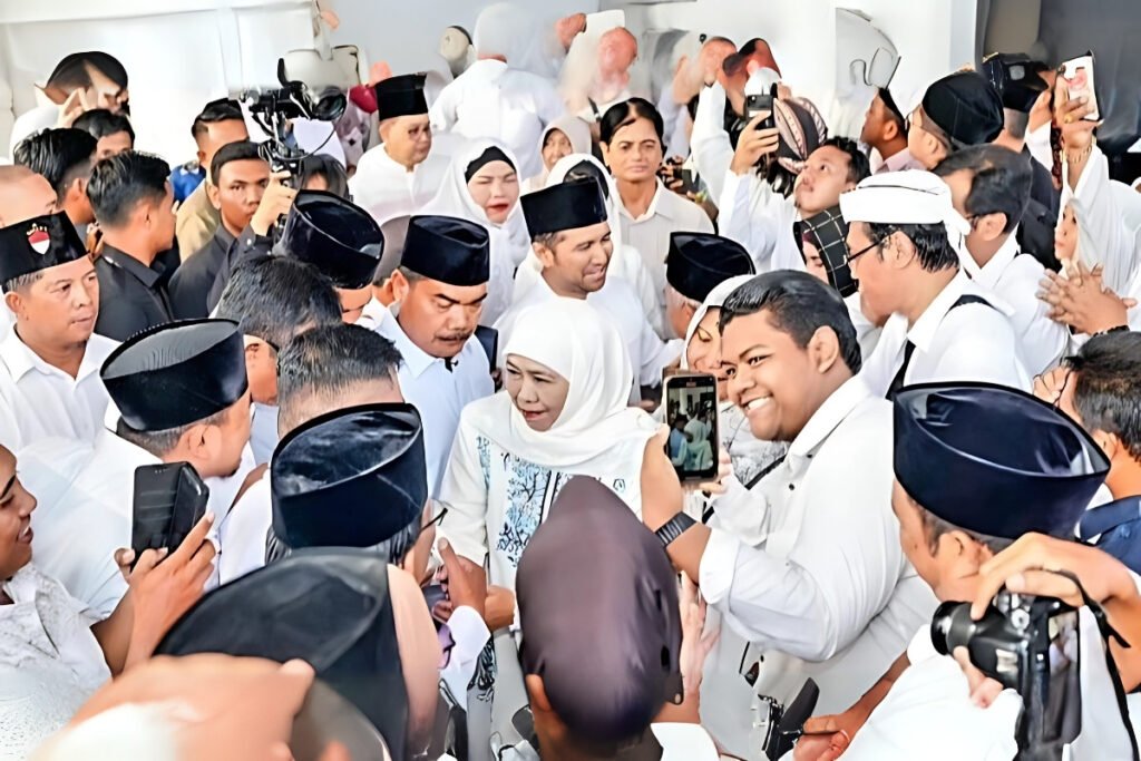 Tasyakuran Khofifah Emil