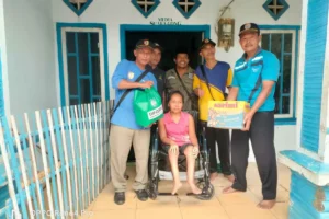 Dinsos Jember Salurkan Bantuan untuk Penyandang Disabilitas di Balung