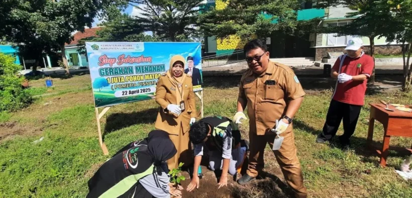 Kemenag Lumajang Tanam 1.000 Pohon Matoa Peringati Hari Bumi 2025