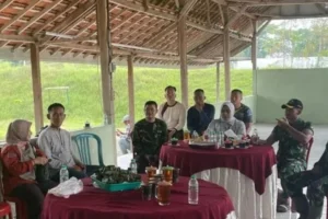 Kodim Lamongan Gandeng UNISLA Kenalkan Budidaya Ikan Bioflok