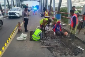 Perbaikan Jembatan Pajarakan Sebabkan Kemacetan Panjang