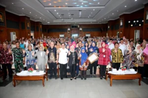 Surabaya kembali menunjukkan tajinya dalam upaya menekan angka stunting. Lewat agenda bertajuk Rembuk Stunting 2025