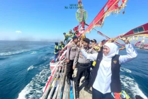 Hari Nelayan Nasional 2025, Gubernur Khofifah Apresiasi Kontribusi Nelayan Jatim