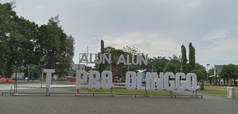 Tulisan Ikonik Neon Box di Alun Alun Kota Probolinggo Rusak