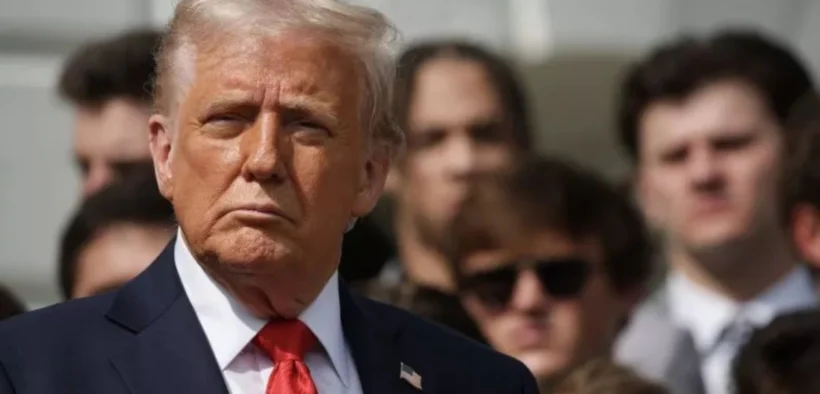 Presiden AS, Donald Trump melalui Gedung Putih mengumumkan, bahwa barang-barang impor dari China bisa dikenai tarif hingga 245 persen