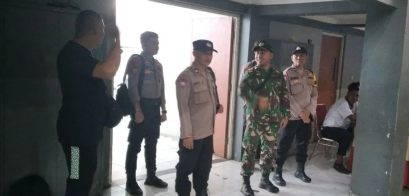pertandingan Kejuaraan Bola Voli Walikota Cup antar klub usia 18 se-Jawa Timur (Voli U18)