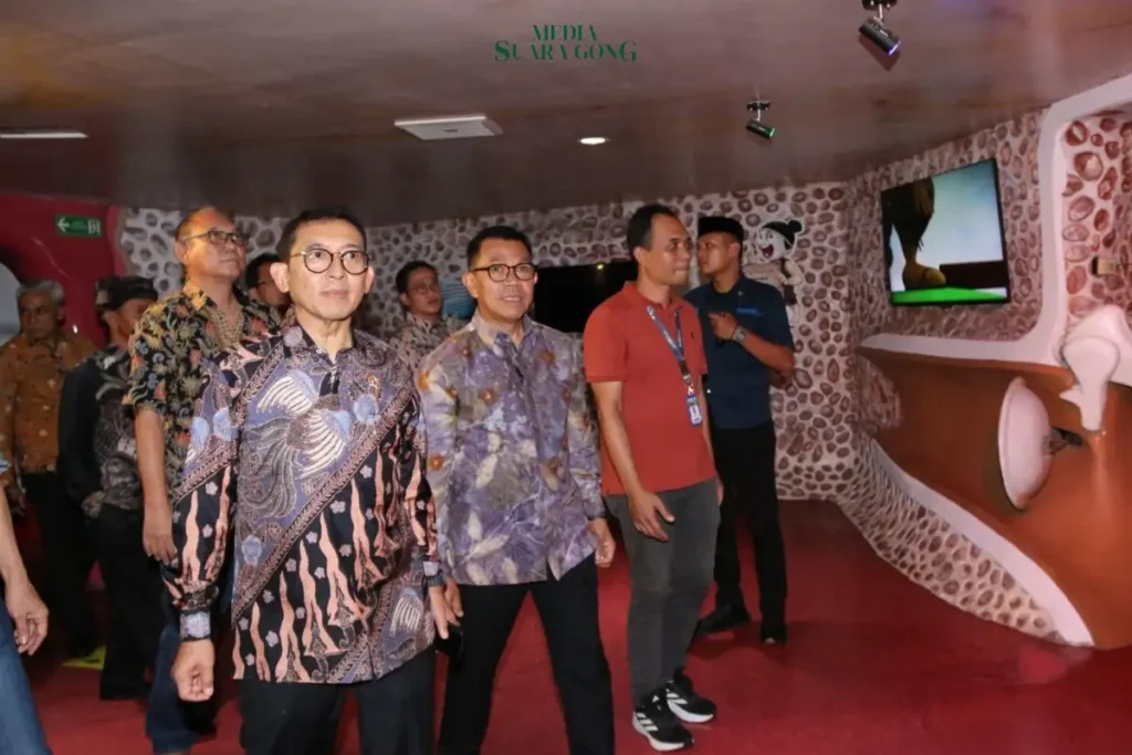 Foto : Menteri Kebudayaan RI Fadli Zon saat mengunjungi Jatim Park 1 Terpesona Dengan Indonesia Heritage dan Museum Tubuh