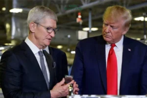 Tim Cook Main Cantik: Apple Selamat dari Tarif Impor Trump