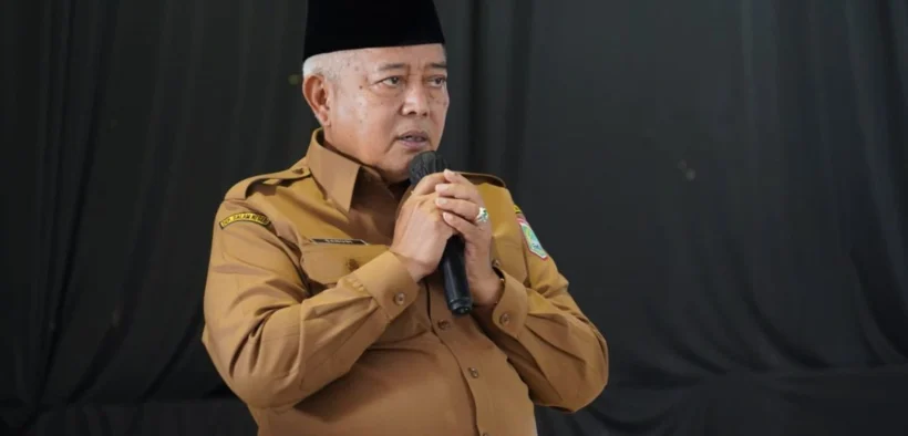 Pemkab Malang akan segera memulai rencanakan pembangunan Masjid besar bergaya Masjid Raya Sheikh Zayed di Solo