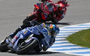 Alex Marquez Juara MotoGP Spanyol 2025, Marc Marquez Terjatuh