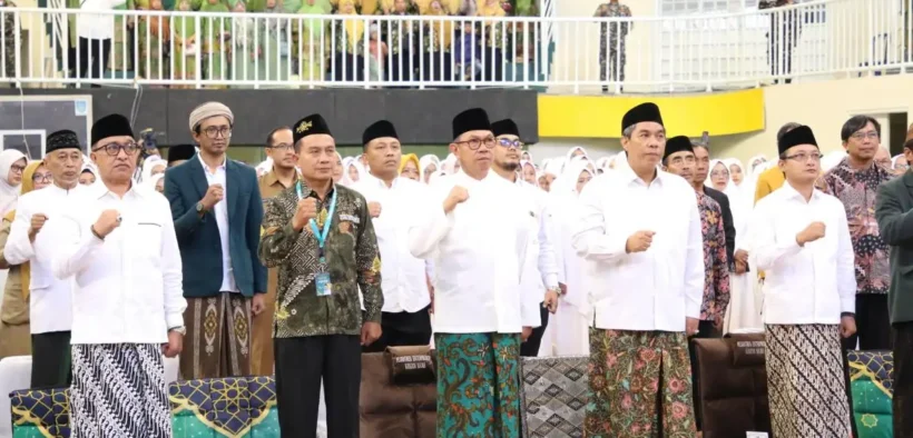 Wali Kota Batu Nurochman menghadiri Harlah Nahdliyah dan Halal Bi Halal Nahdlatul Ulama (NU) Kota Batu 1446 H/2025 M.
