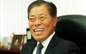 Goh Cheng Liang, Raja Nippon Paint Holdings, resmi dinobatkan sebagai orang terkaya di Singapura dalam daftar miliarder Forbes 2025.