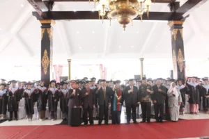 Sekolah Tinggi Ilmu Kesehatan (STIKES) Pemkab Jombang menggelar rapat senat terbuka wisuda dan pelantikan Profesi pada Kamis (8/5/2025)
