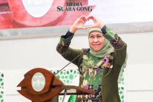 Khofifah Ajak Ribuan Tenaga Didik TK Muslimat NU Kabupaten Malang untuk Terus Produktif