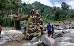 Perbaikan jembatan Probolinggo