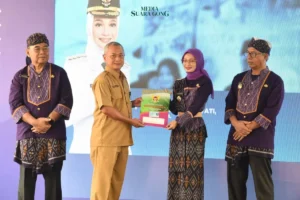 Mbak Wali dan Gus Qowim Hadirkan Layanan Adminduk All In di Kelurahan