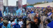 Ribuan Buruh Padati Monas di Hari Buruh: Pemerintah Janji Mitigasi PHK