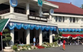 Peringati Hardiknas 2025, Wali Kota Malang Tekankan Peningkatan Kualitas dan Mutu Pendidikan