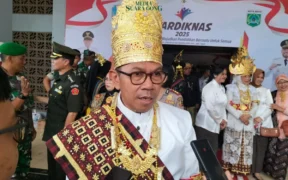 Hardiknas 2025 : Wali Kota Batu Luncurkan Program 1000 Sarjana di momentum Hardiknas 2025