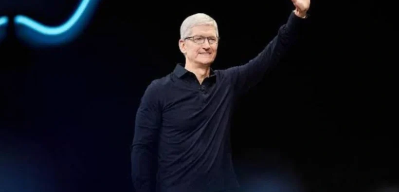 Tim Cook Apple Isyaratkan Kemungkinan Produksi di AS dengan syarat