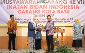 Wali Kota Nurochman Buka Muscab VIII IBI Kota Batu Tahun 2025