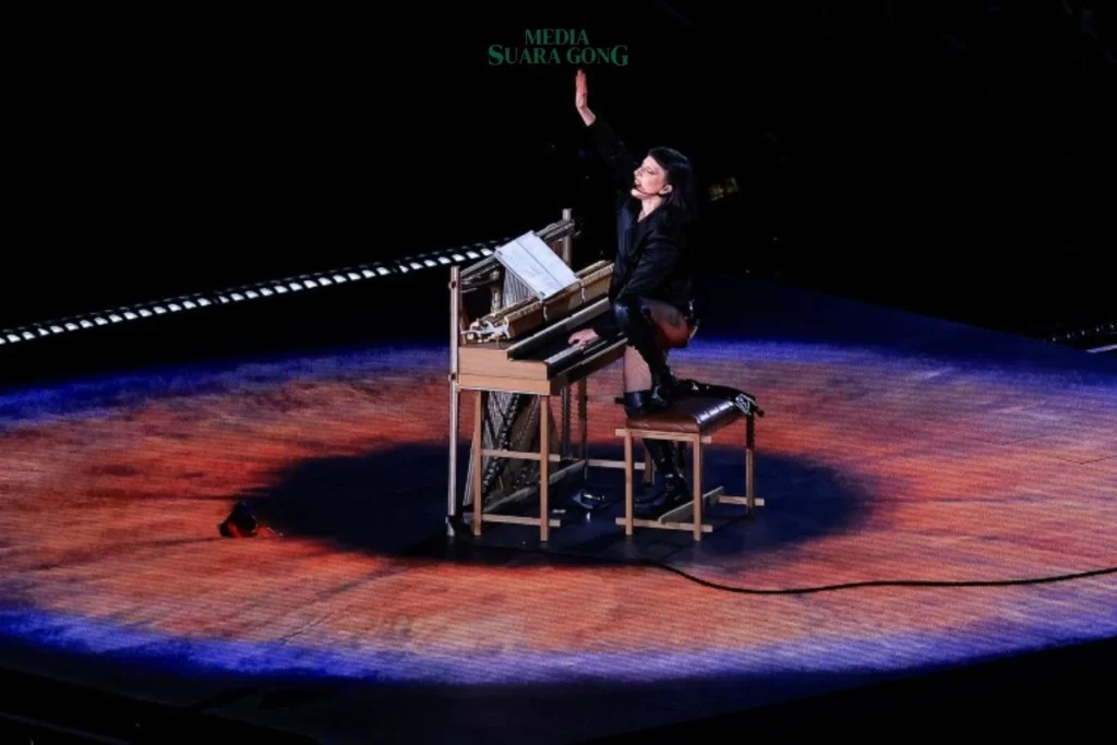 Kepolisian Brasil pada Minggu (4/5) mengungkap bahwa mereka berhasil menggagalkan rencana serangan bom yang ditargetkan pada konser Lady Gaga