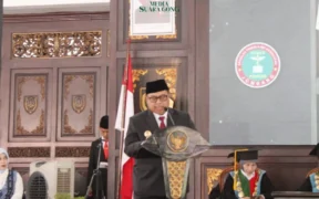 Sekolah Tinggi Ilmu Kesehatan (STIKES) Pemkab Jombang menggelar rapat senat terbuka wisuda dan pelantikan Profesi pada Kamis (8/5/2025)