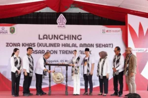Bank Jatim Gandeng Pemkab Trenggalek Launching Zona KHAS Pasar Pon