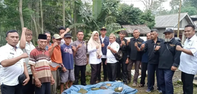 Dinas Pertanian Kabupaten Probolinggo mengadakan pelatihan pembuatan pupuk organik padat untuk petani yang menyasar 14 kecamatan