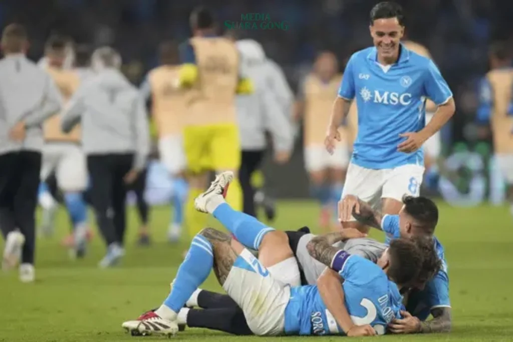 Napoli Taklukkan Cagliari 2-0, Kunci Gelar Juara Serie A 2024/2025