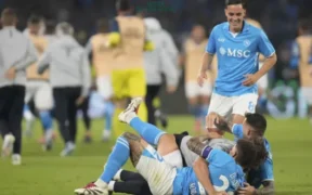 Napoli resmi dinobatkan sebagai juara Serie A musim 2024/2025 setelah meraih kemenangan krusial atas Cagliari.