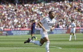 Musim debut Kylian Mbappe di Real Madrid berjalan nyaris sempurna sang penyerang asal Prancis itu menyabet Sepatu Emas Eropa 2024/2025